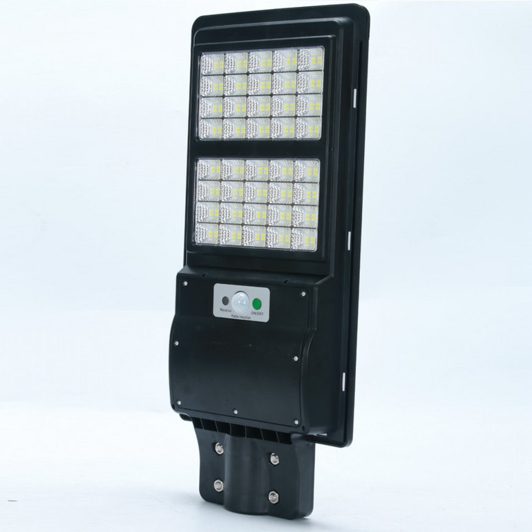 Rural courtyard diamond integrated LED solar street lamp