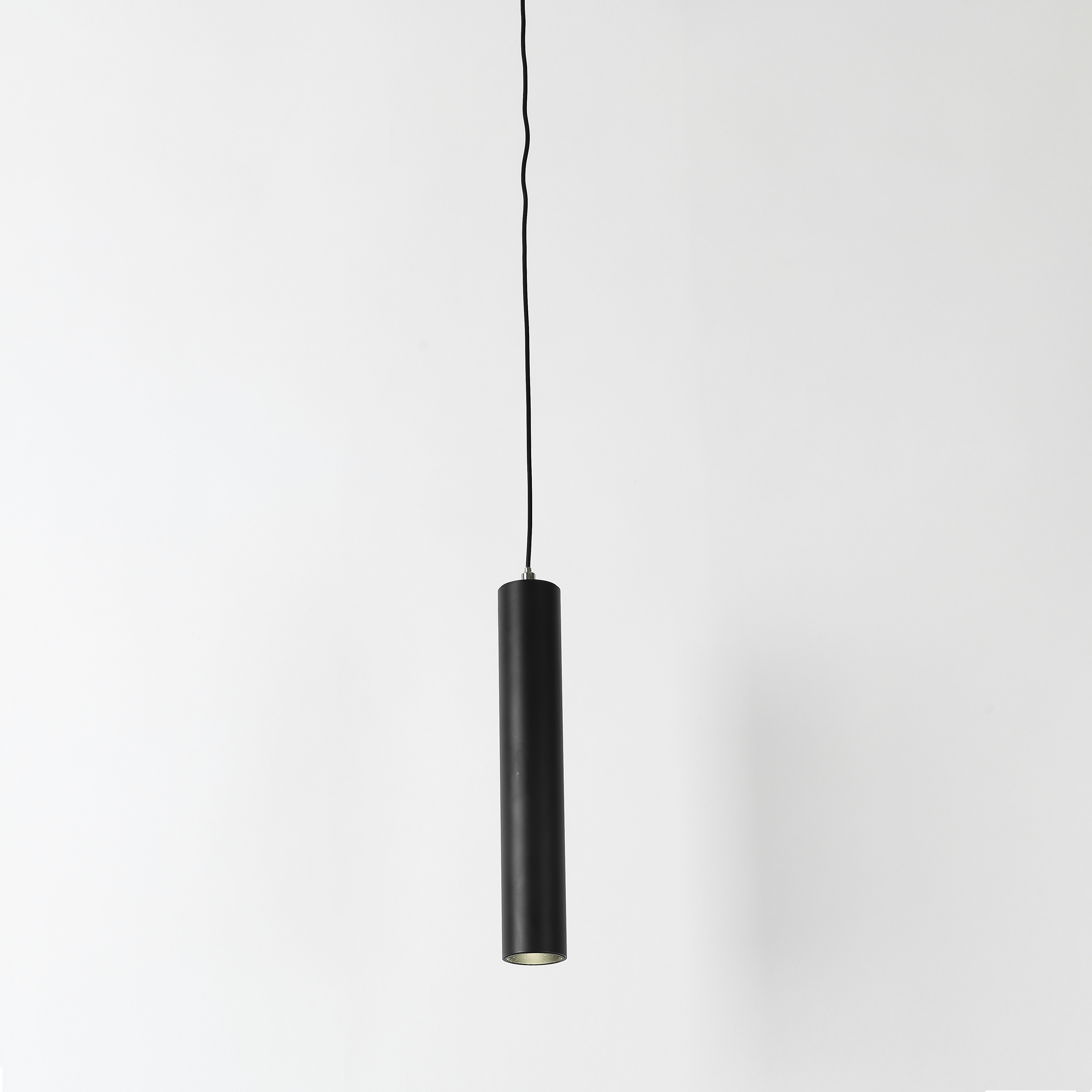 Nordic industrial wind, modern and creative personality, bright spotlights