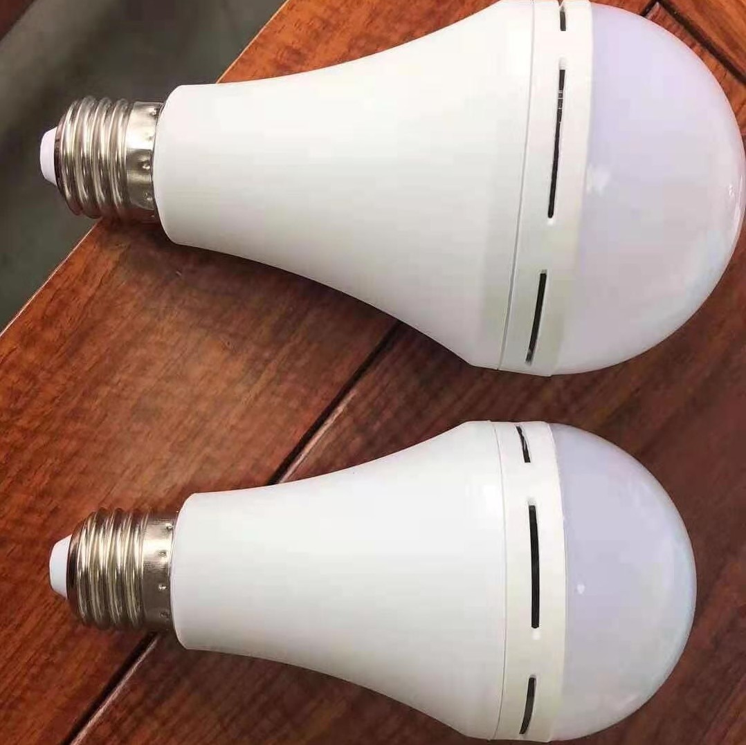 Intelligent emergency highlighting screw LED bulb lamp