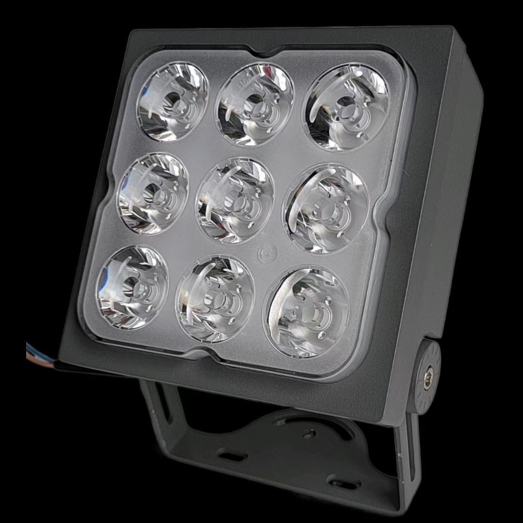 Spotlight aluminum shell strong light waterproof universal car spotlight