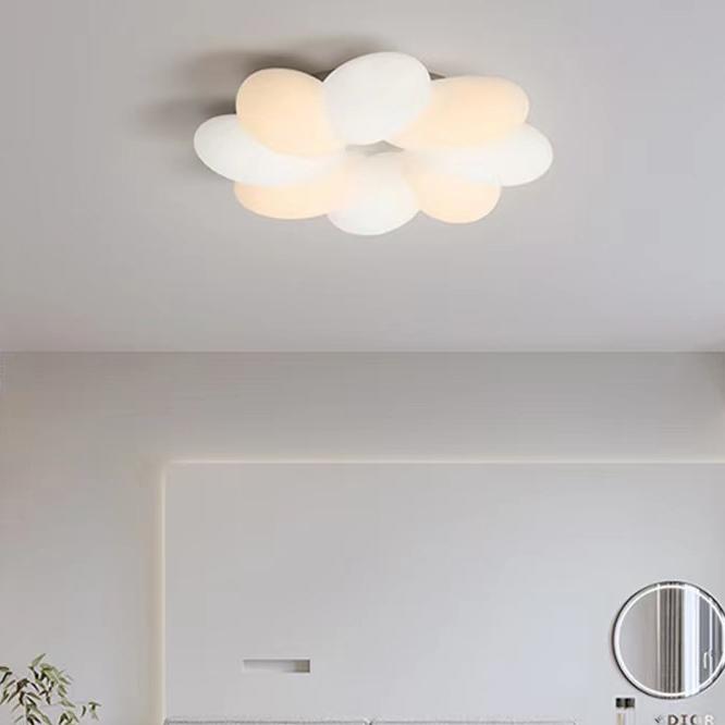 Cream style flower bedroom ceiling light