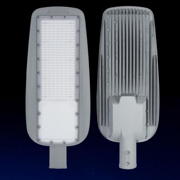 Outdoor lighting: super bright LED waterproof street lights