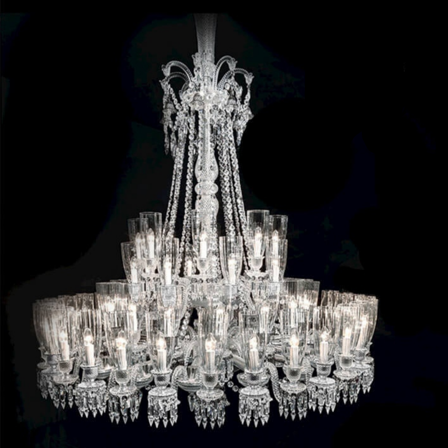 Modern home luxury and fashion crystal chandelier