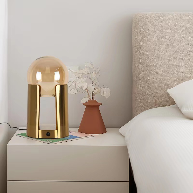 Light luxury hotel bedside bedroom table lamp