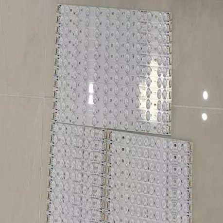 Three-color dimming lens strip light source module