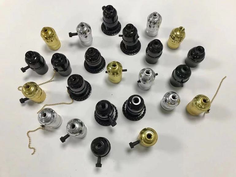 E14/E27/E12/E26  lamp holder