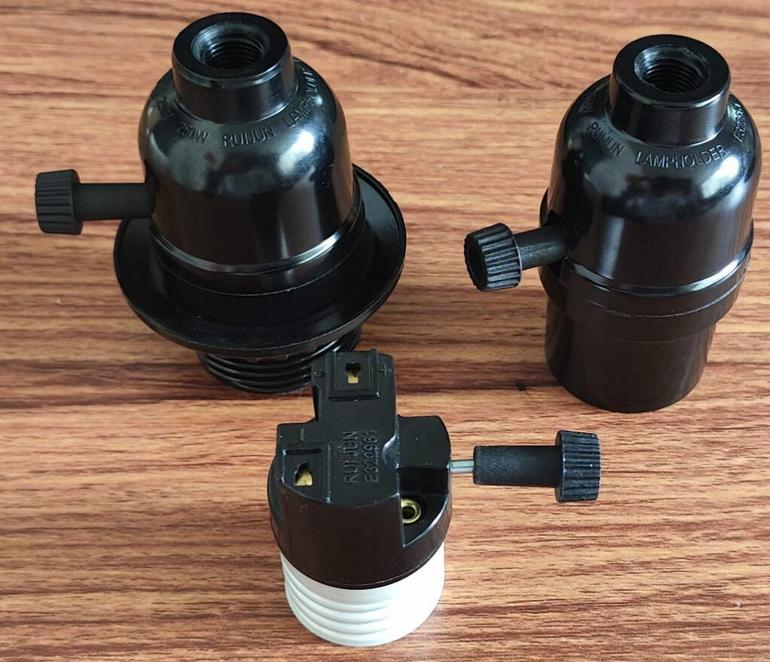 Switch lamp holder with switch