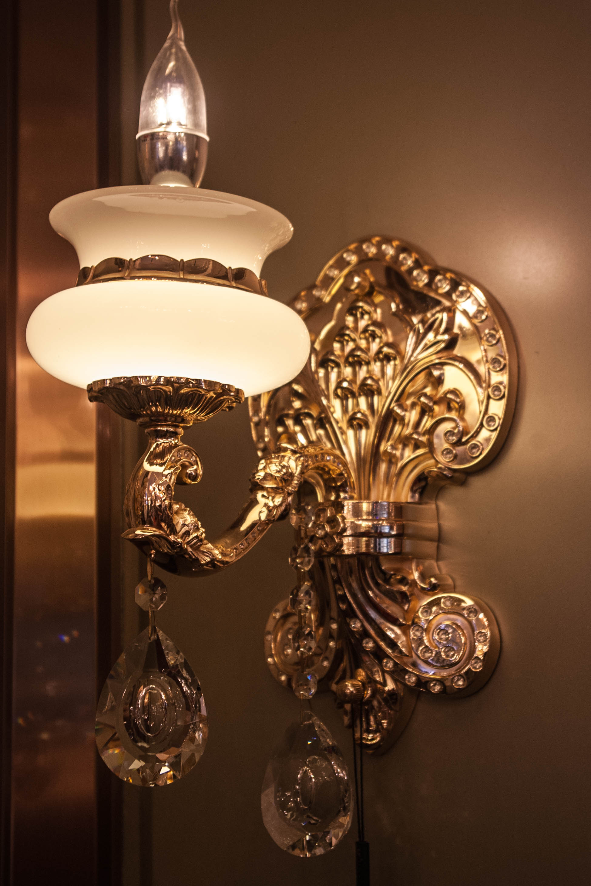 Wall lamp