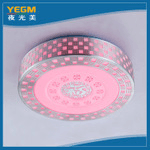 ceiling-mounted luminaire