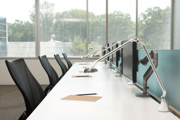 Your Mood and Productivity will Be Improved by These Office Lighting