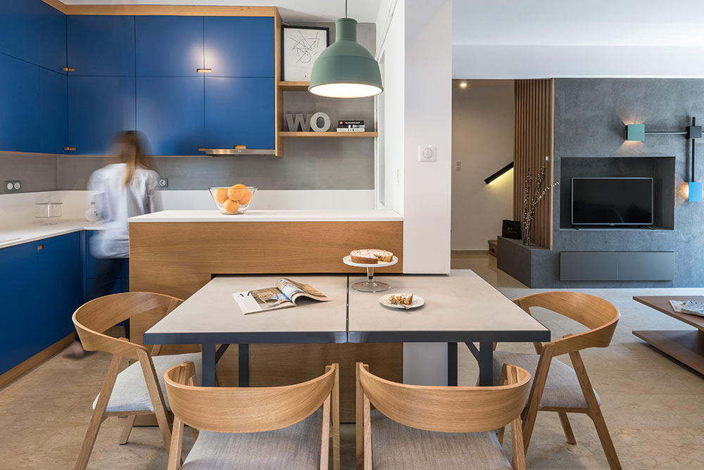 The duplex house overlooks the hot bay