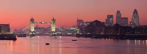 London Draws up Large Smart Lighting Projects