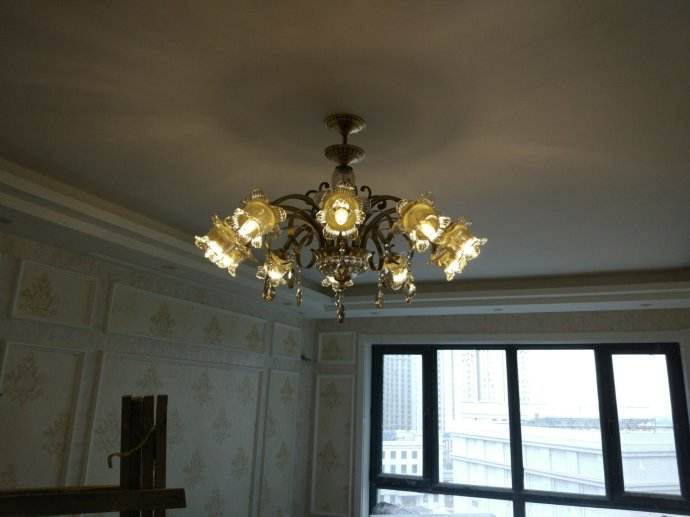 What Kind of Home Decoration Style Can Be Matched with European-style Antique Brass Lamp ?