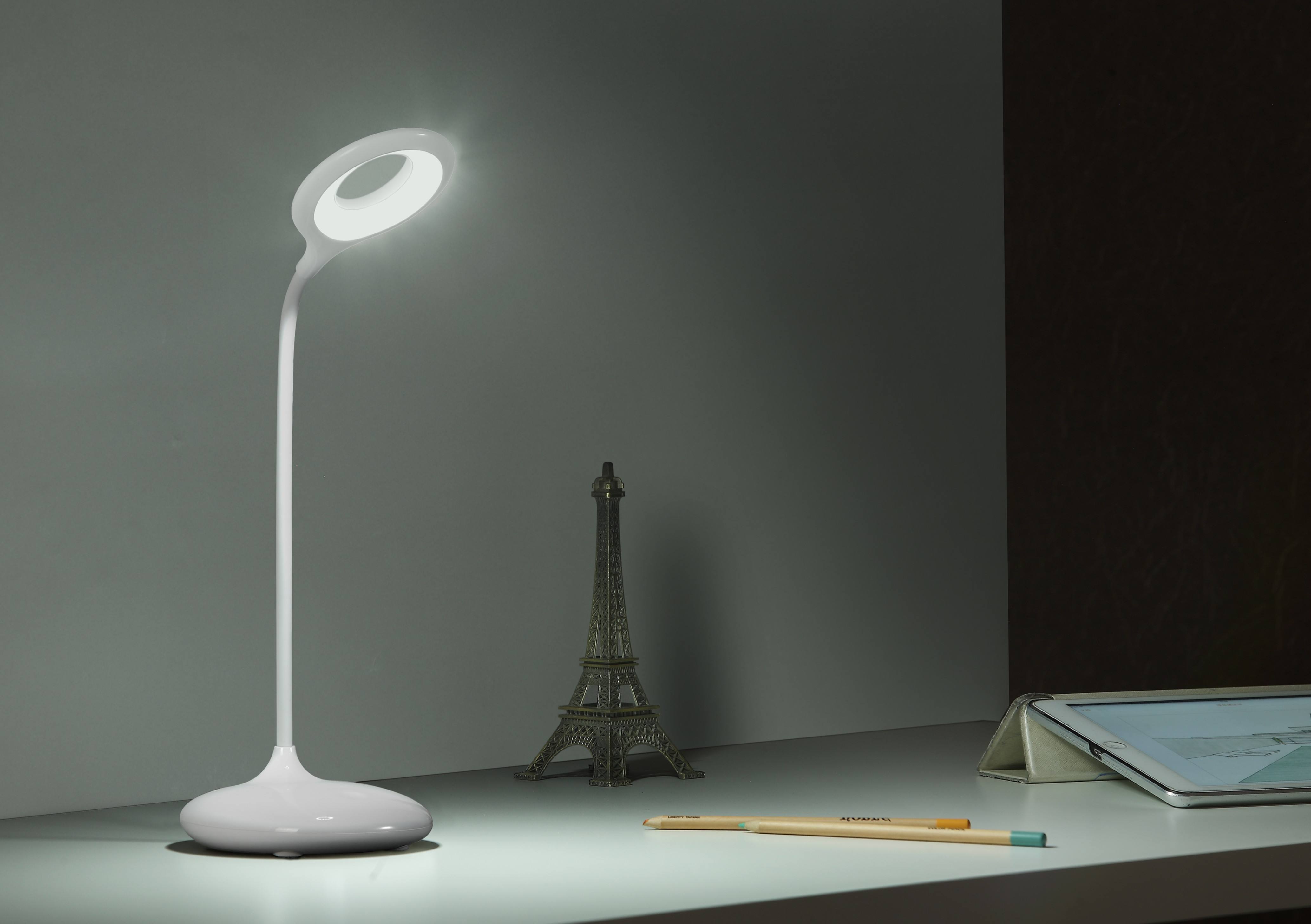 What Are Differences between Table Lamp and Floor lamp? Which One to Choose?