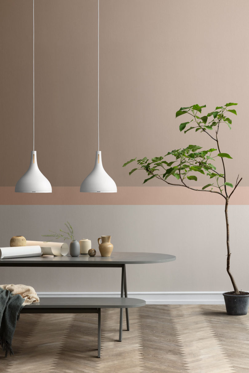 PANTONE Introduced the First e3light Lighting Device