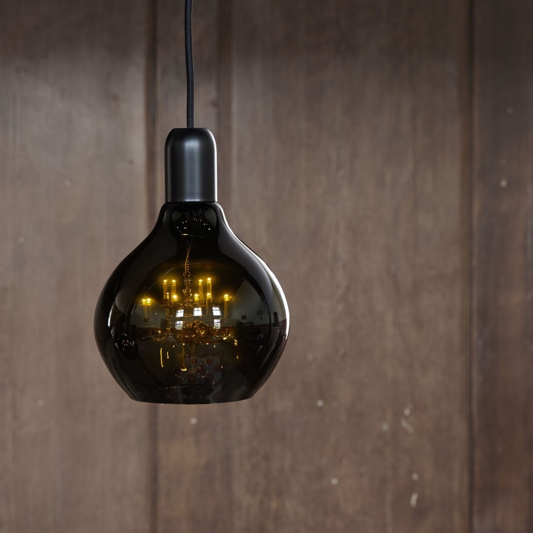 The Lamp Hidden Inside The Black