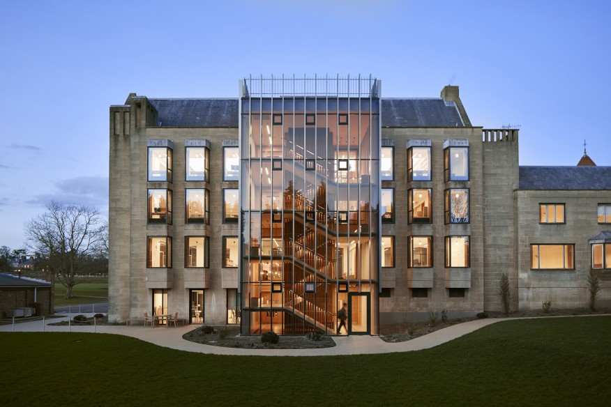 A lighting renovation takes advantage of daylight to create a 21st-century learning environment