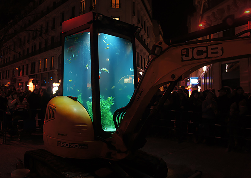 A Gleamy Fishbowl Combined with Excavator