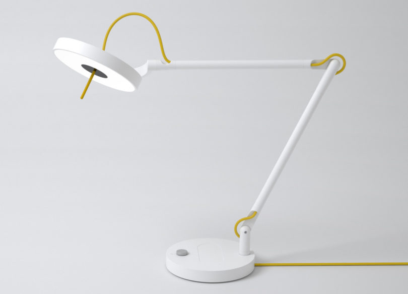 MyLiFi Lamp Beams the Internet to Devices By Light