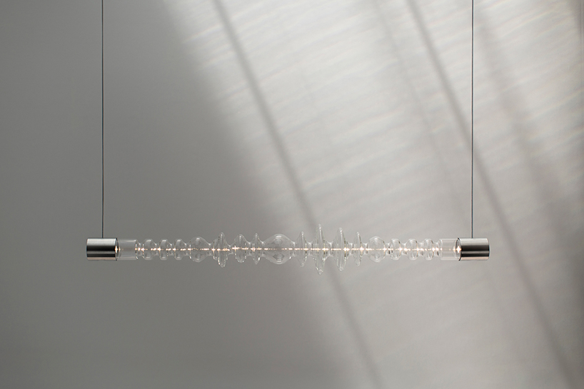 Filamento,An Over 1-meter Long Glass Lighting Sculpture Designed by Mayice