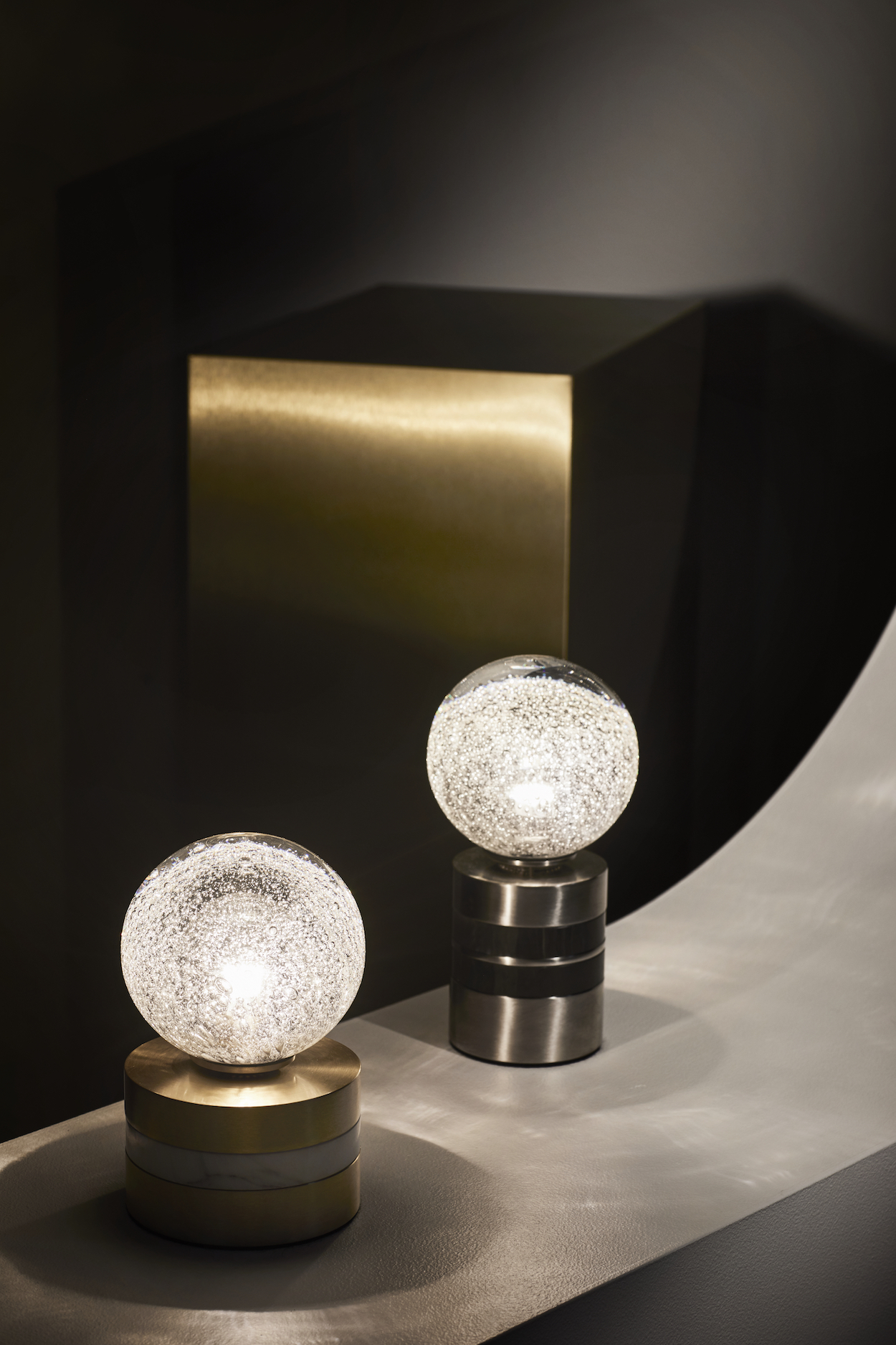Fizi Minimalist Lights by Articolo