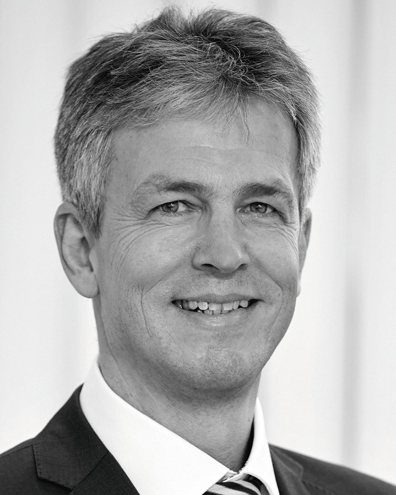 Dr. Thomas Attenberger
