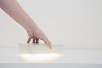 HCWD Launches White-concrete Version Of Portable LED Brick Lamp