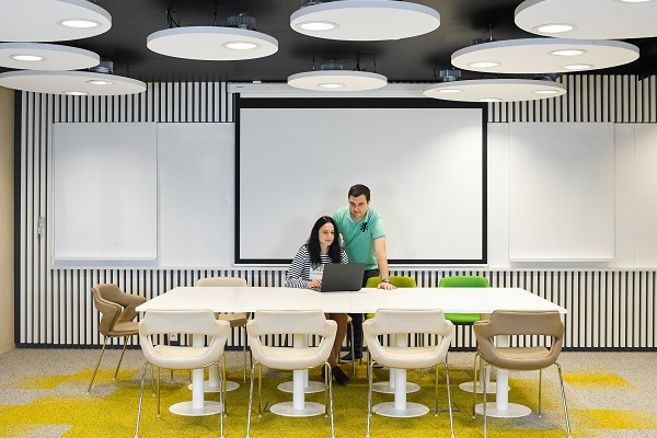 Workplace Lighting Affects People’s Mental Health