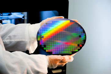 Aledia Expands Veeco’s Thin Film Process Equipment for 3D Micro LED Development