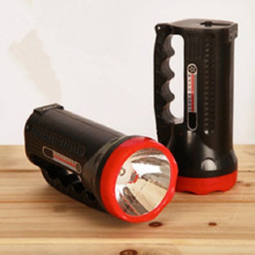 What Is the Feeling of Using an Outdoor Portable Searchlight?