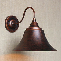 Is a European-Style Polyresin Wall Lamp Worth Buying?