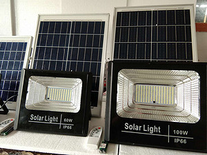 Solar Floodlight