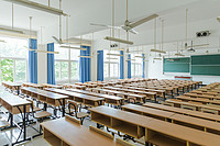 What Should Be Paid Attention to When Using Classroom Grille Light?