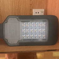 20W Gray Square LED Street Lamp