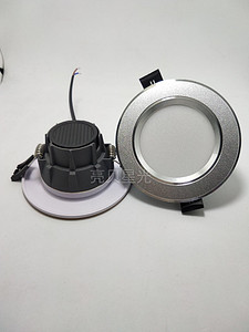 Bright silver-edged circular die-casting down lamp