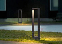 What Are Highlights of LED Aluminum Lawn Lamp?