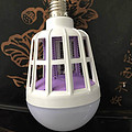 White-purple screw mouth mosquito killer lamp