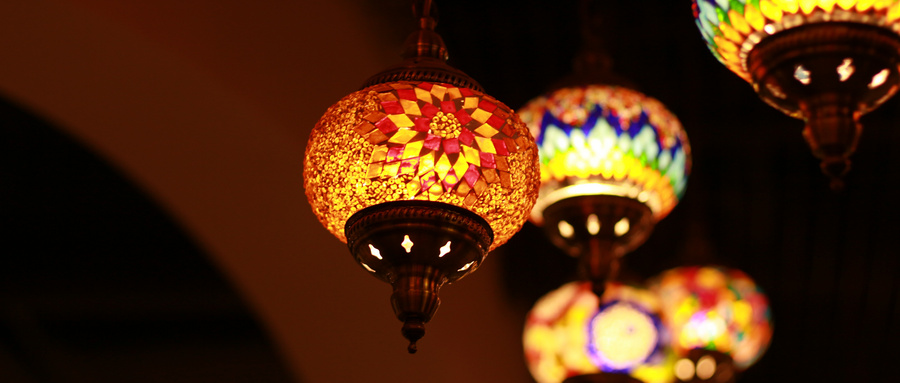 How to Extend Service Life of Colorful Glass Lamps