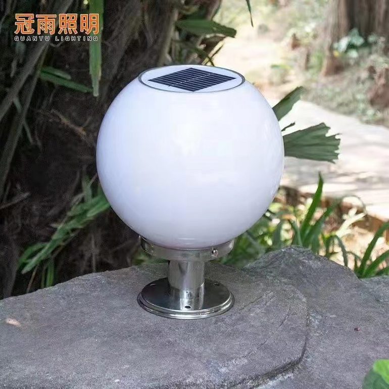 White round ball garden lamp