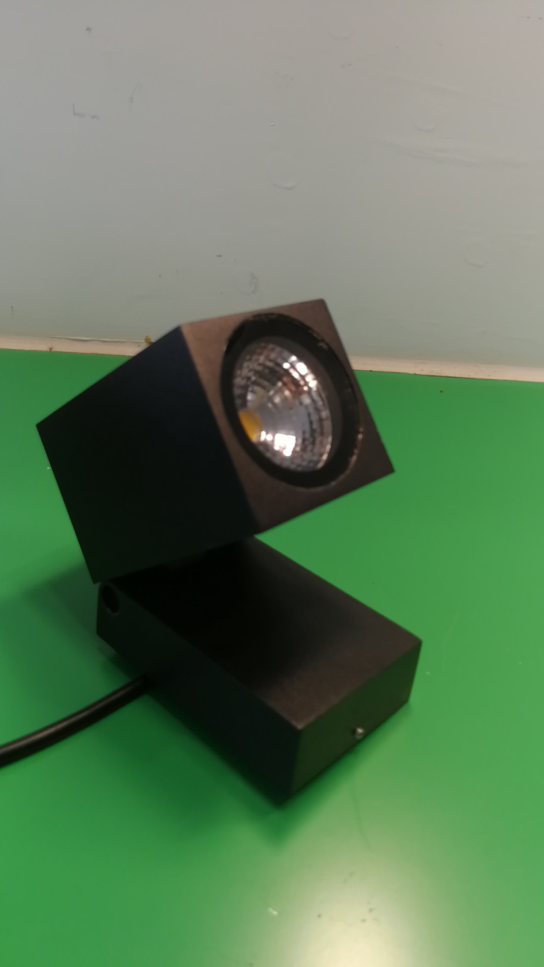 GuangMingDing LED Black Lawn lamp