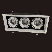 Triple-headed Grille Lamp