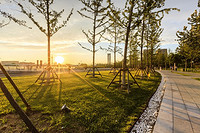 How About the Waterproof Lawn Lamp and How to Choose?