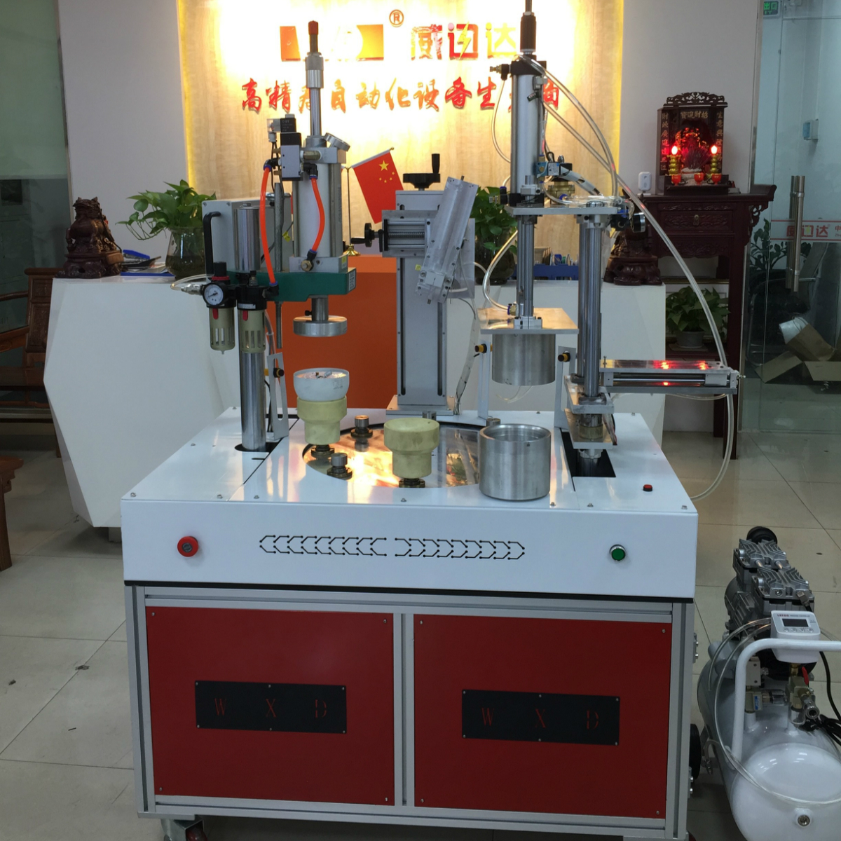 Bulb assembly machine automatic production machine