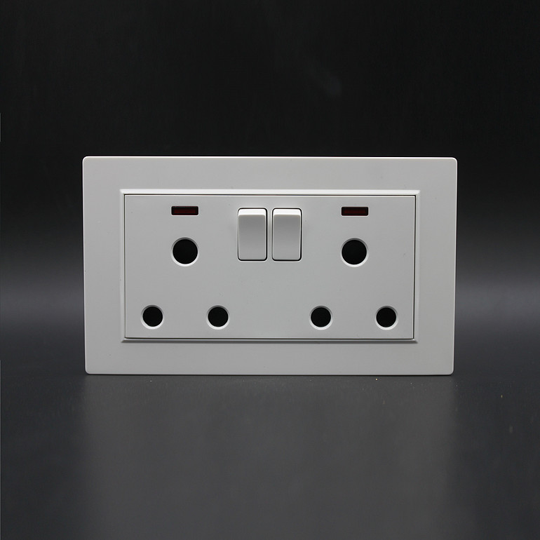 Export switch socket with switch indicator light