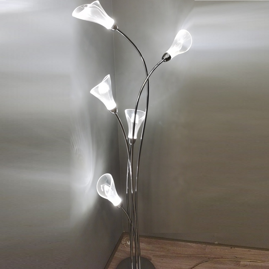 Simple Flower Decoration Floor Lamp