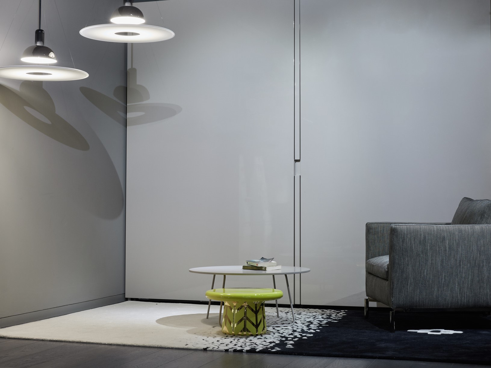 Are Modern Simple Living Room Pendant Lights Useful?