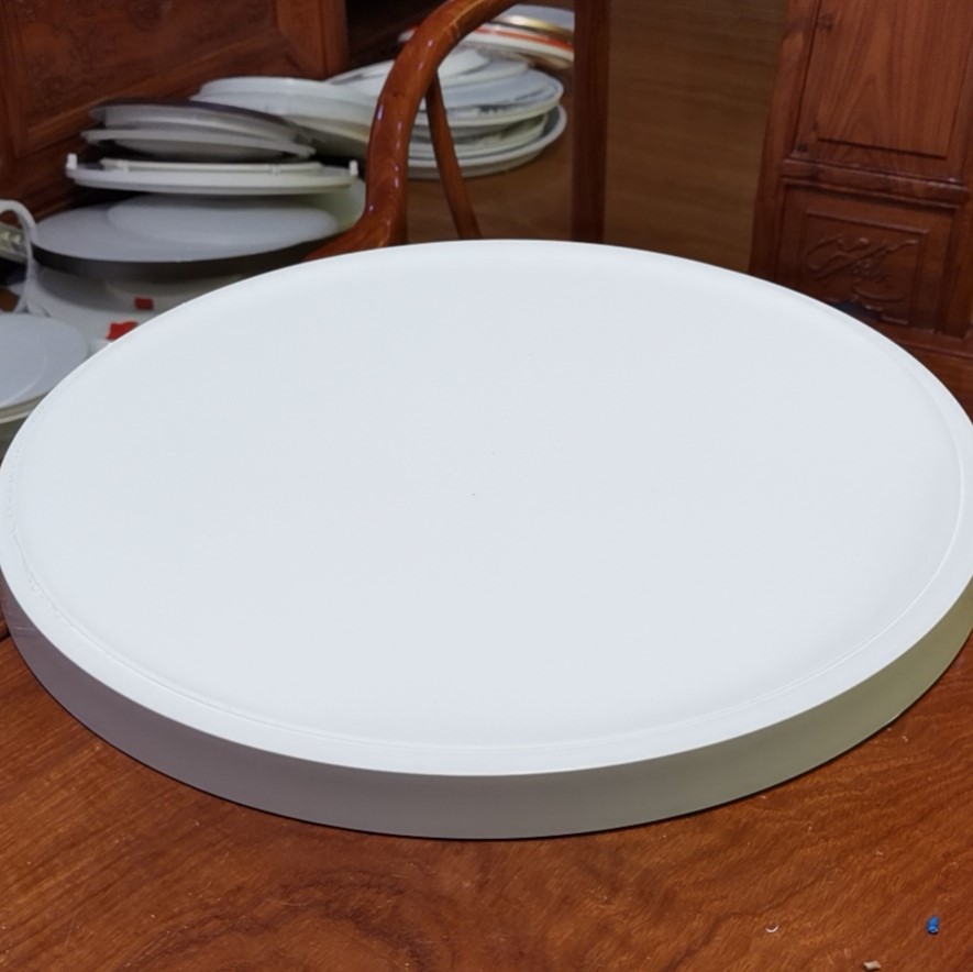 Modern simple lightweight circular panel