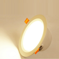 Embedded anti-dazzle LED downlight in living room hallway