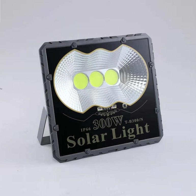 Outdoor high-powered 300W solar IP66 projector lamp