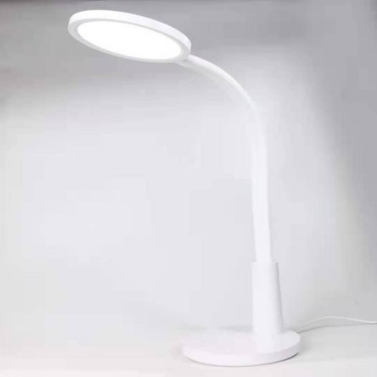 White light metal simple bedroom desk style stylish table lamp